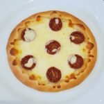 Esfiha - Muçarela de búfala e tomate seco